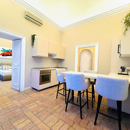 רומא Lux Apartment Cavour מראה חיצוני תמונה