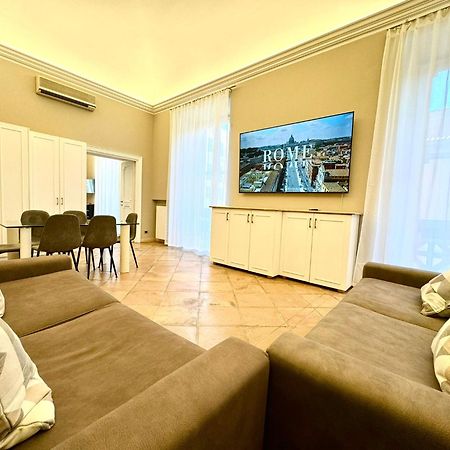 רומא Lux Apartment Cavour מראה חיצוני תמונה