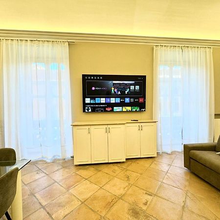 רומא Lux Apartment Cavour מראה חיצוני תמונה
